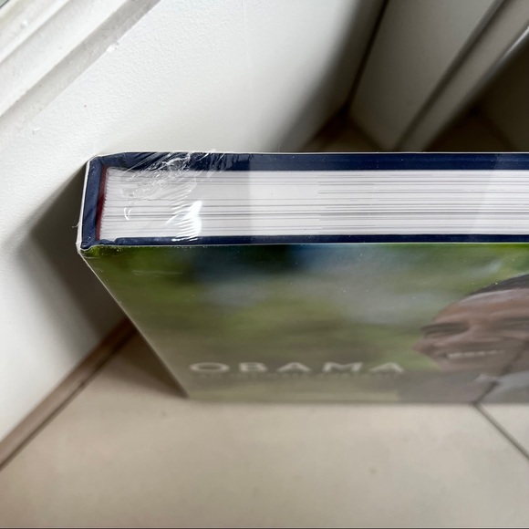 NEW Obama: An Intimate Portrait - Photography by Pete Souza - Picture 5 of 10